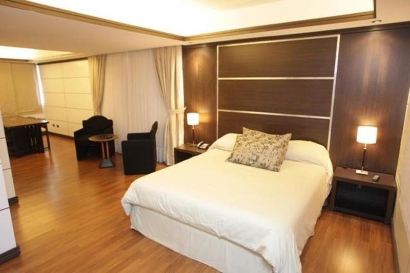 Asuncion Internacional Downtown Hotel Oda fotoğraf